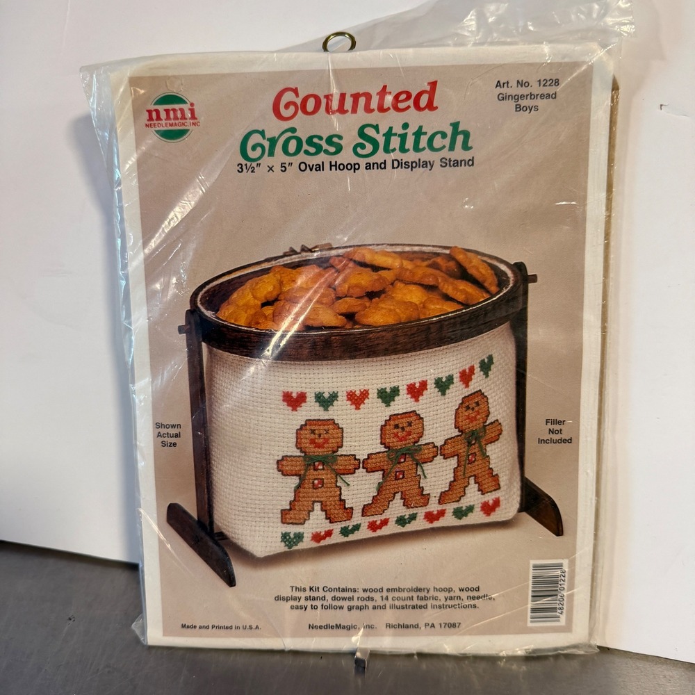 NeedleMagic Inc Gingerbread Boys Counted Cross Stitch Kit 1228 Vintage New